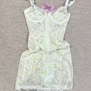 Savage X Fenty Floral Lace Chemise in Soft Yellow